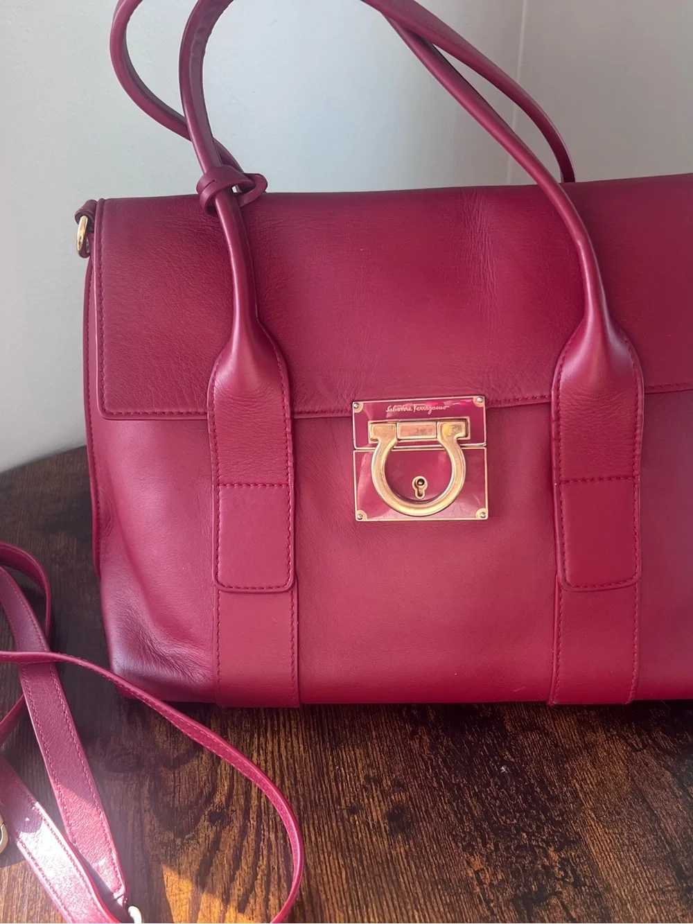 Salvatore Ferragamo Purse - Picture 5 of 15